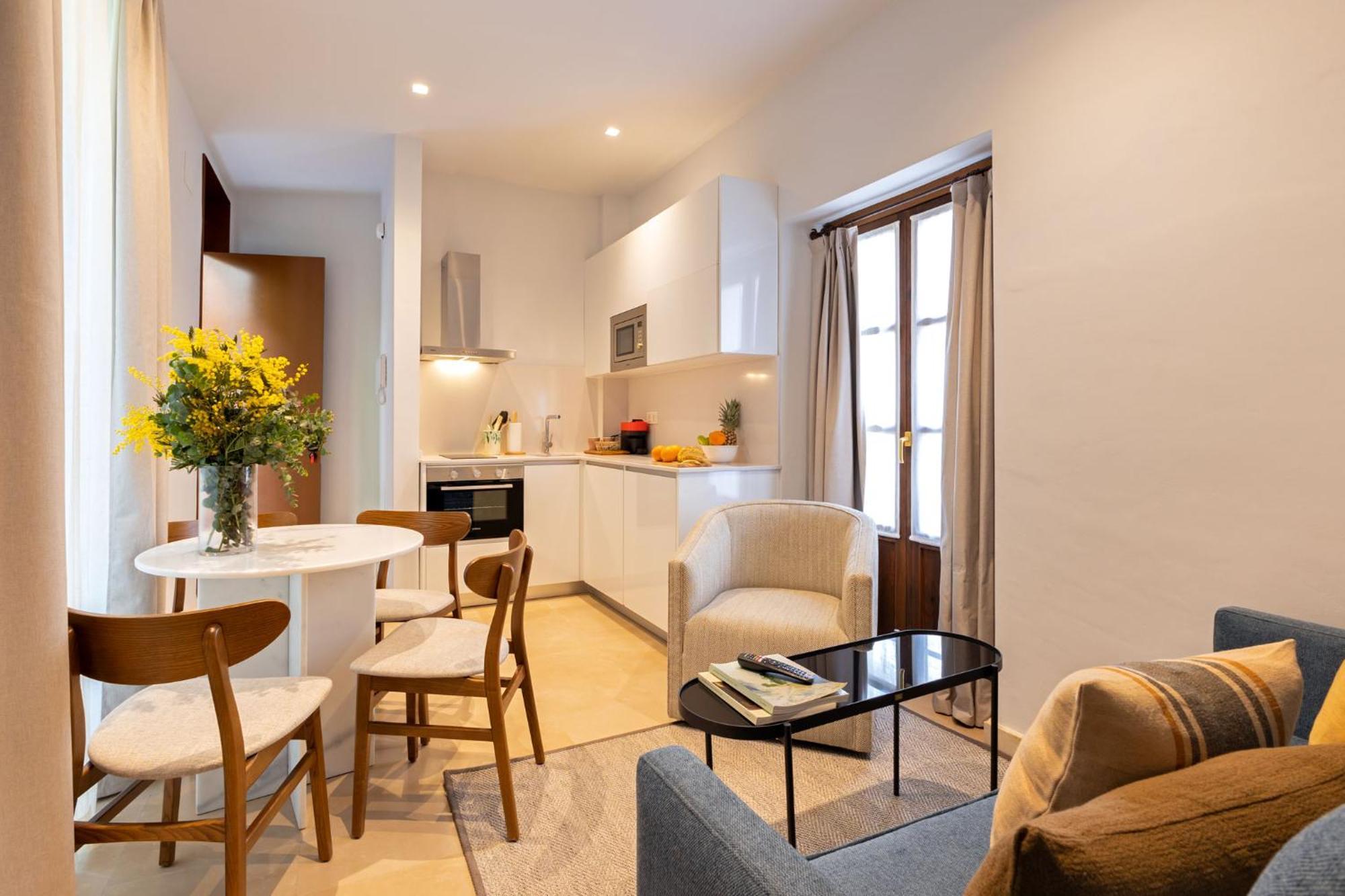 Апартаменты Angeles 6- Giralda Luxury By Valcambre Севилья Номер фото